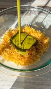 Dubai Strawberry Cup (Viral) - The Modern Nonna